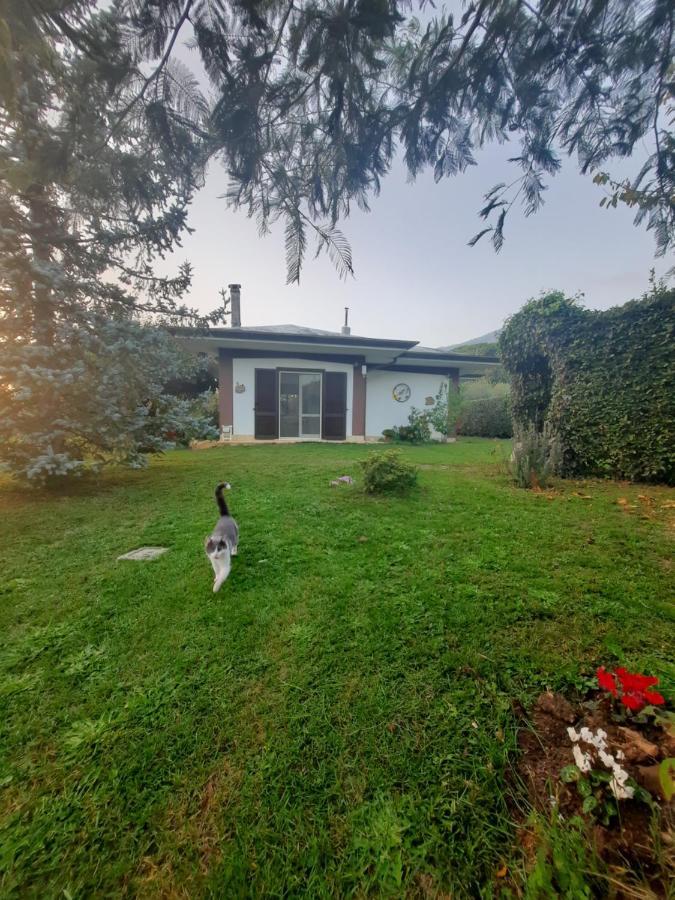 Casetta In Collina Sezze Exteriör bild